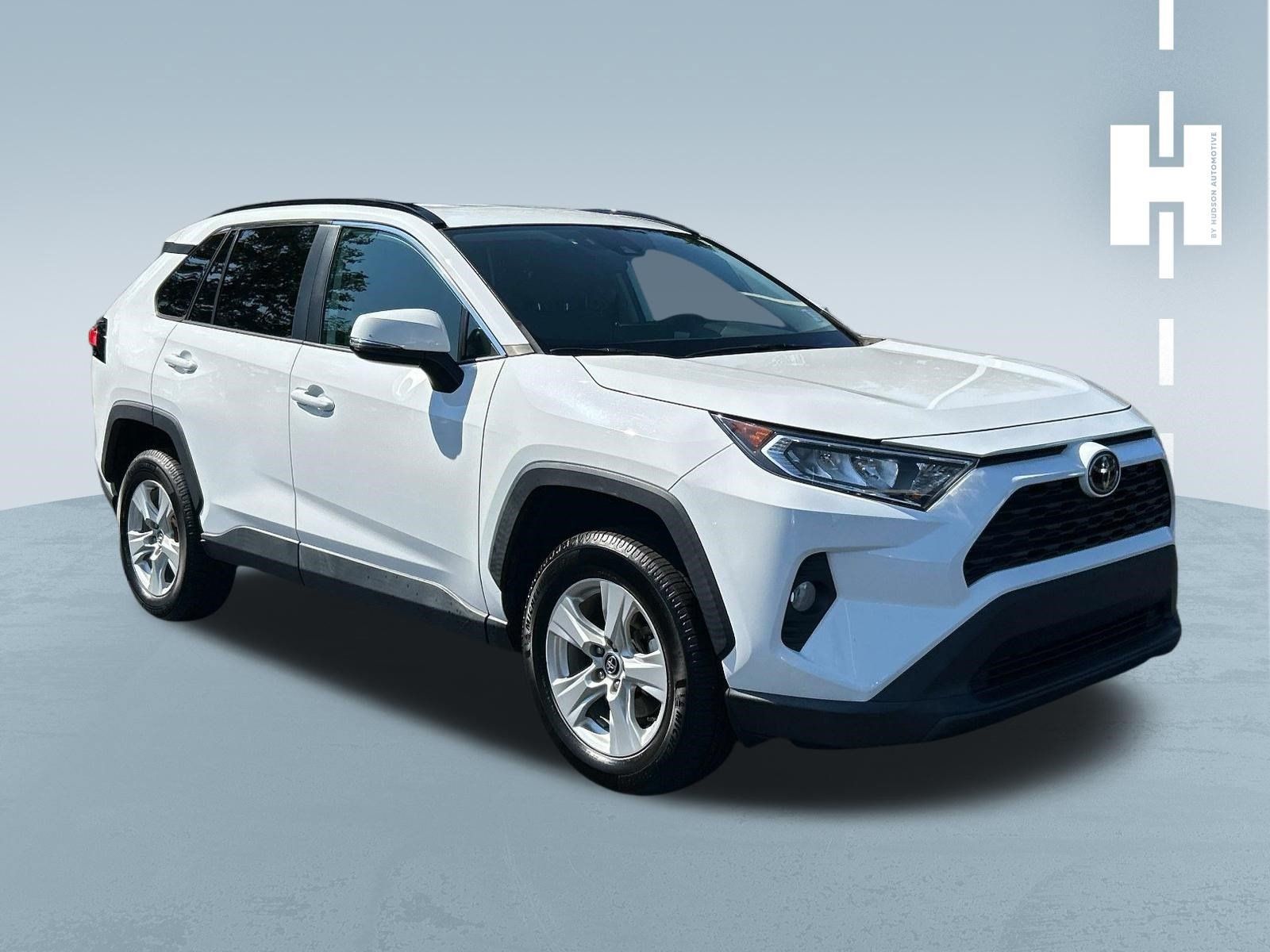 Used 2020 Toyota RAV4 XLE FWD image 1