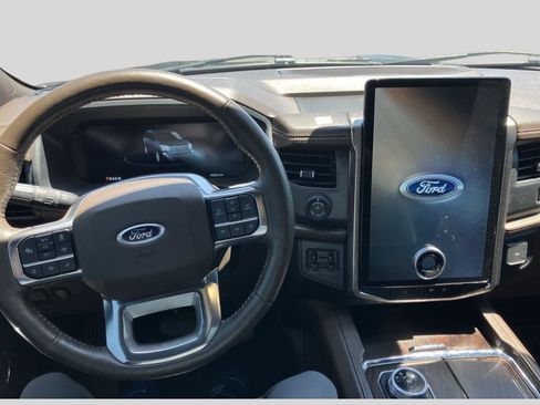 Used 2023 Ford Expedition Max King Ranch RWD image 11