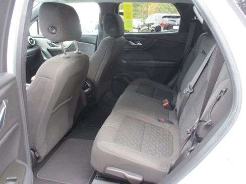 Used 2019 Chevrolet Blazer LT image 12