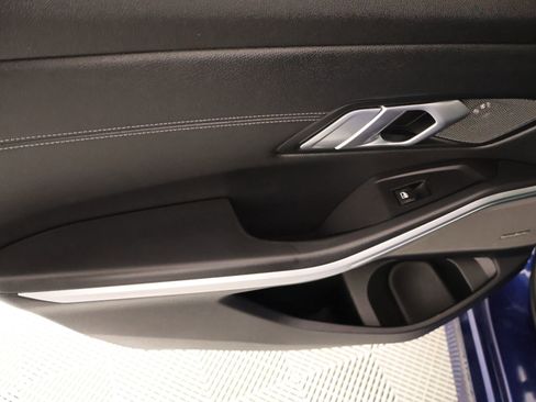 Used 2019 BMW 330i Sedan RWD image 18
