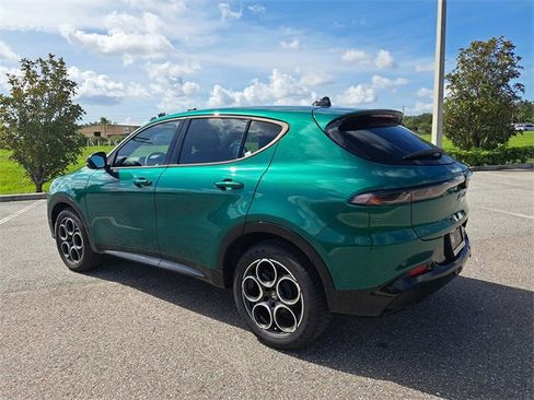 New 2025 Alfa Romeo Tonale image 4