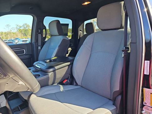 Used 2024 RAM 2500 Big Horn w/ Bed Utility Group image 19