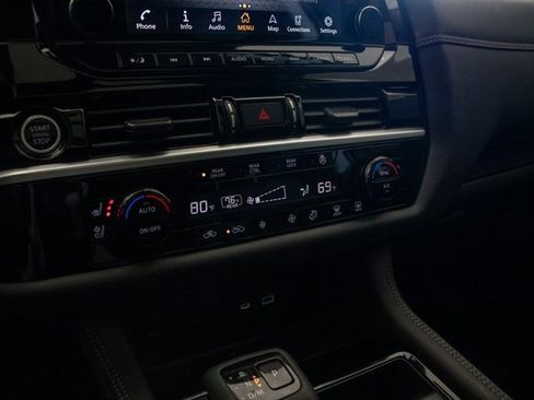 Used 2024 Nissan Pathfinder Platinum w/ Cargo Package image 37