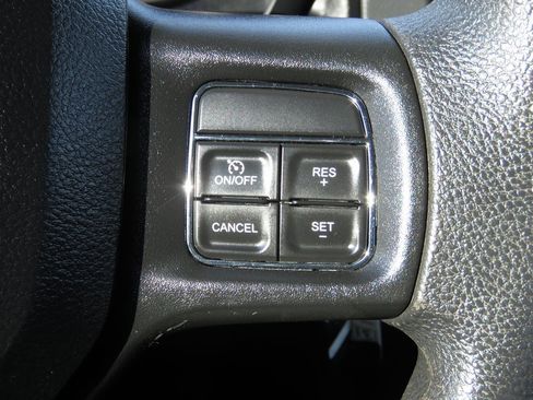 Used 2018 RAM 2500 Tradesman w/ Chrome Appearance Group image 22