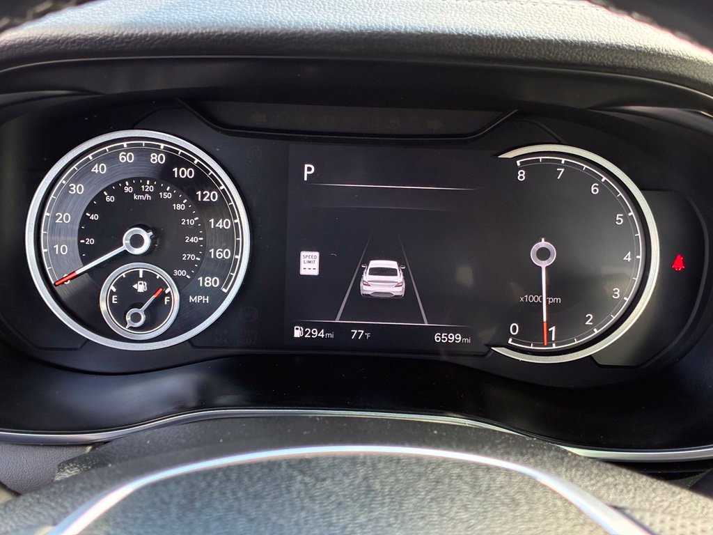 Used 2025 Genesis G70 2.5T AWD/4WD image 33