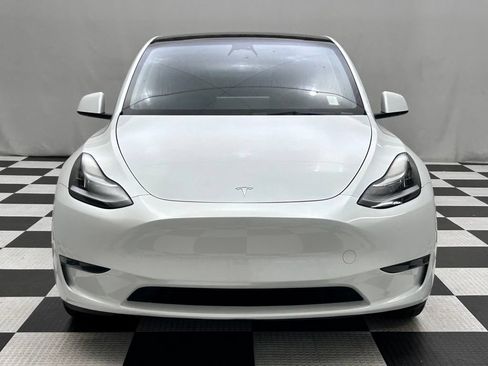 Used 2023 Tesla Model Y Long Range AWD/4WD image 3