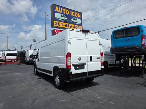 Used 2023 RAM ProMaster 2500 FWD image 2
