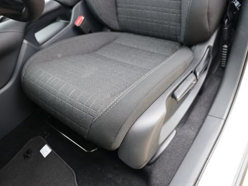 New 2027 Honda HR-V LX image 14