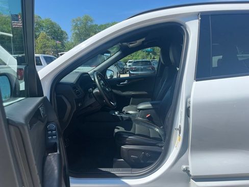 Used 2023 Ford Escape ST-Line AWD/4WD image 20