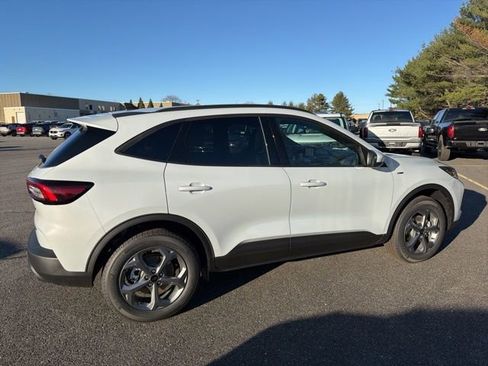 New 2026 Ford Escape ST-Line Select AWD/4WD image 3