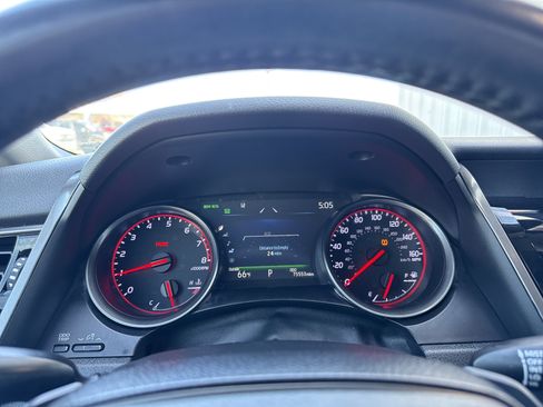 Used 2022 Toyota Camry XSE image 15