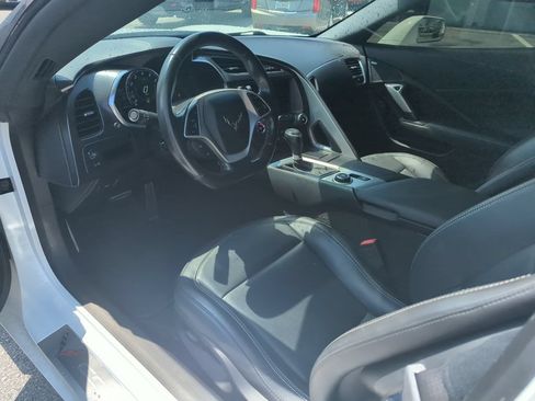 Used 2018 Chevrolet Corvette Stingray Coupe w/ Battery Protection Package RWD image 10