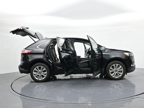 Used 2024 Ford Edge Titanium AWD/4WD image 22