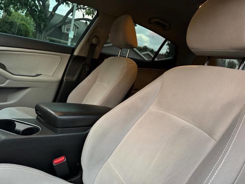 Used 2015 Kia Optima LX image 14