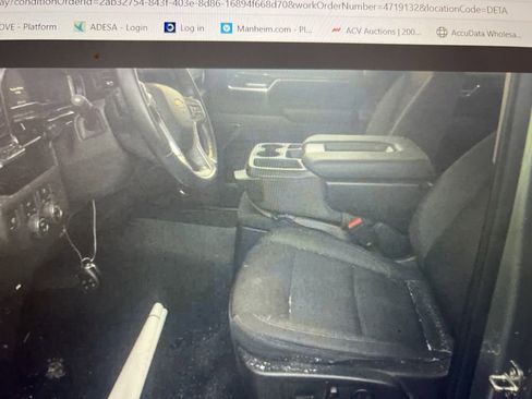 Used 2023 Chevrolet Silverado 1500 LT image 8