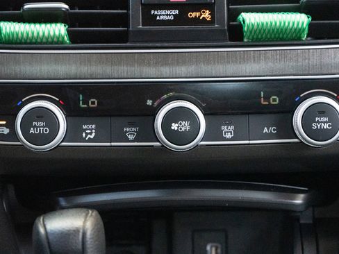 Used 2019 Honda Accord LX image 27