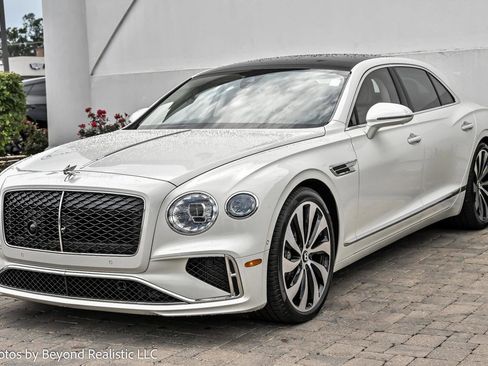 New 2026 Bentley Flying Spur Plug-In Hybrid image 2