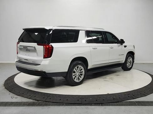 Used 2021 GMC Yukon XL SLT w/ SLT Premium Package RWD image 8