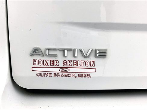 Used 2025 Ford Expedition Active AWD/4WD image 14