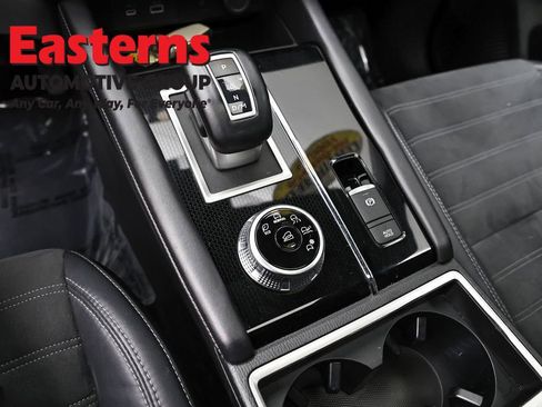 Used 2022 Mitsubishi Outlander SE image 13