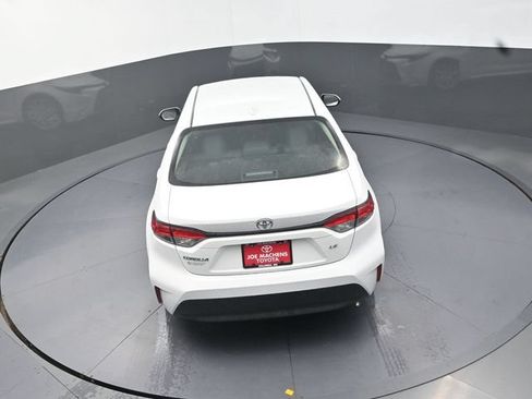 Used 2024 Toyota Corolla LE FWD image 27