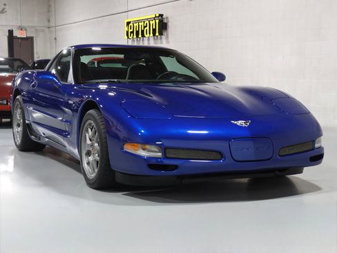 Used 2003 Chevrolet Corvette Z06 w/ Memory Package, 3 Drivers RWD image 44
