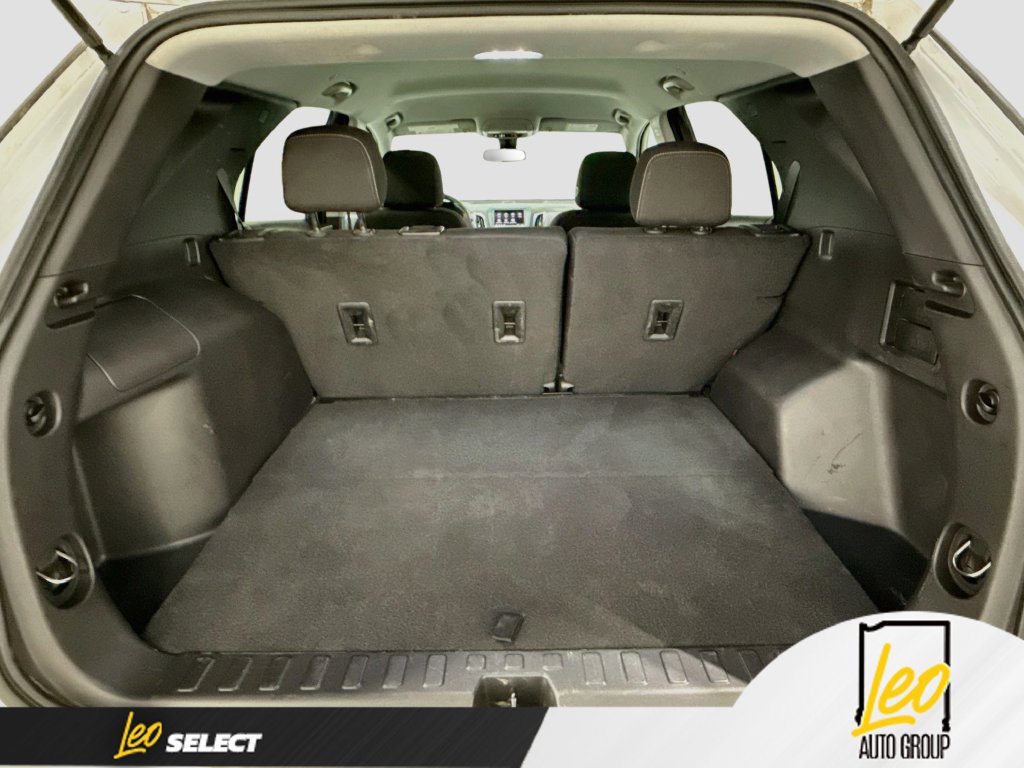 Used 2023 Chevrolet Equinox LT FWD image 26