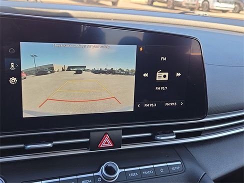 Certified 2024 Hyundai Elantra SEL image 12