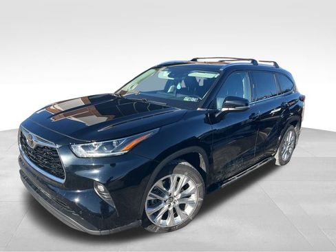 Used 2022 Toyota Highlander Limited image 27