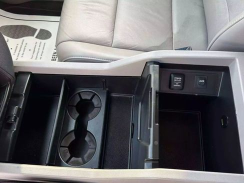 Used 2010 Honda Pilot EX-L image 26