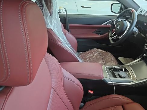 Certified 2026 BMW M440i Convertible w/ Premium Package RWD image 4