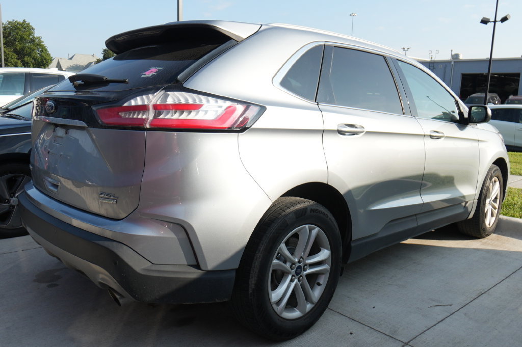 Used 2020 Ford Edge SEL FWD image 4