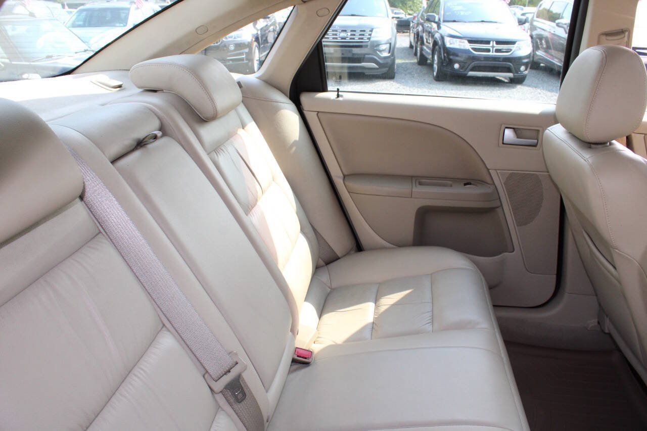 Used 2006 Ford Five Hundred Limited AWD/4WD image 17