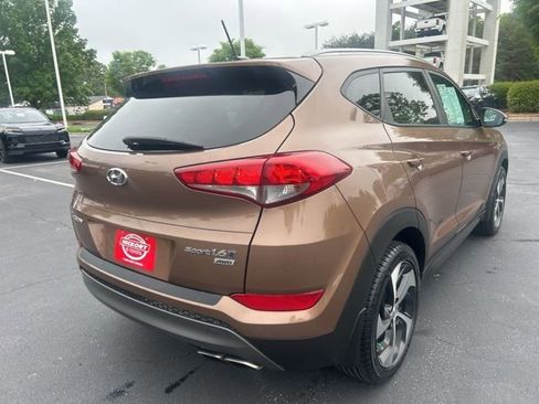 Used 2016 Hyundai Tucson Sport AWD/4WD image 7