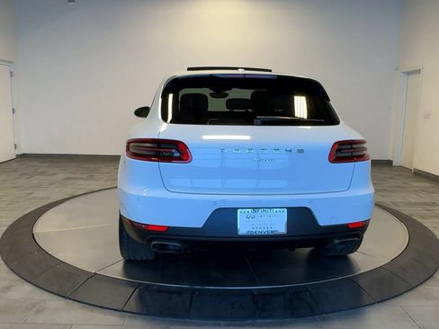 Used 2017 Porsche Macan AWD/4WD image 6