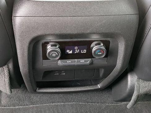 Used 2026 Buick Enclave Preferred FWD image 34