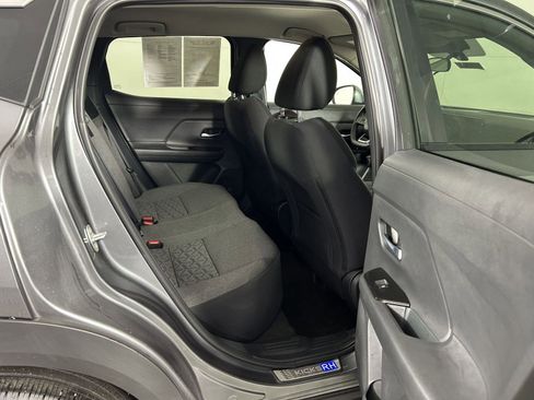 Used 2025 Nissan Kicks SV w/ Illumination Package AWD/4WD image 26
