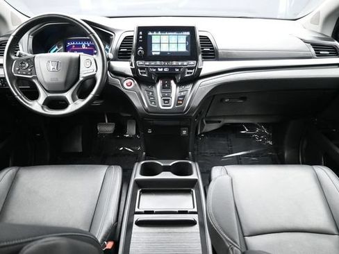Certified 2024 Honda Odyssey EX-L image 9