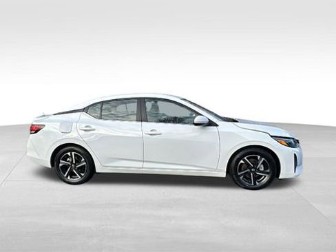 Used 2024 Nissan Sentra SV image 33