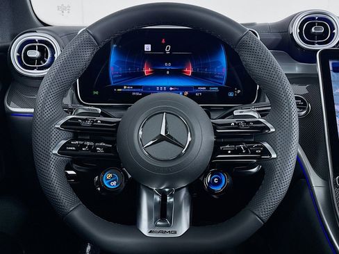 New 2026 Mercedes-Benz GLC 43 AMG 4MATIC image 17
