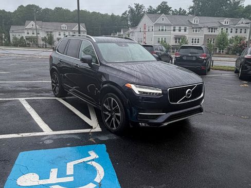 Used 2019 Volvo XC90 T6 Momentum w/ Protection Package Premier AWD/4WD image 3