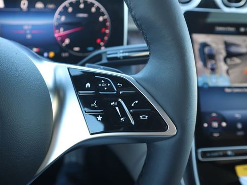 New 2026 Mercedes-Benz GLC 300 4MATIC image 21