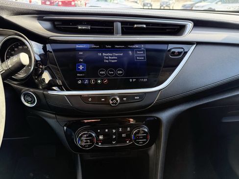 Used 2020 Buick Encore GX Select image 8