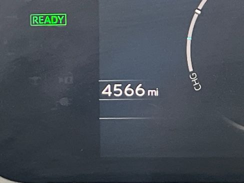 Used 2024 Subaru Solterra Limited image 18