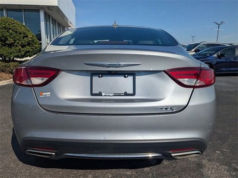 Used 2015 Chrysler 200 C w/ Navigation & Sound Group I image 5
