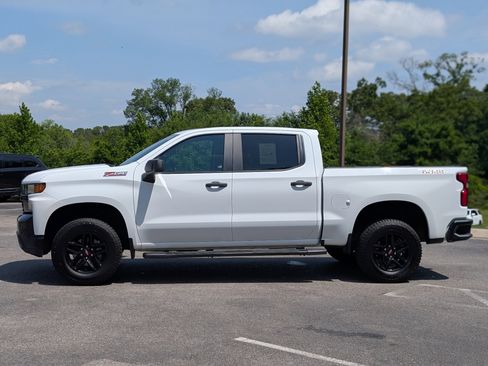 Used 2019 Chevrolet Silverado 1500 Custom Trail Boss w/ Custom Convenience Package AWD/4WD image 6