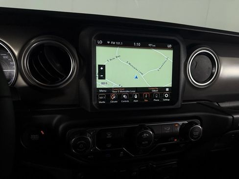 Used 2023 Jeep Wrangler Unlimited Rubicon 4xe AWD/4WD image 12