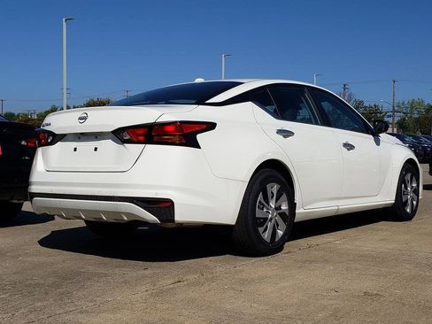 Used 2025 Nissan Altima 2.5 S image 4