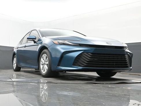 New 2026 Toyota Camry LE w/ Convenience Package image 23