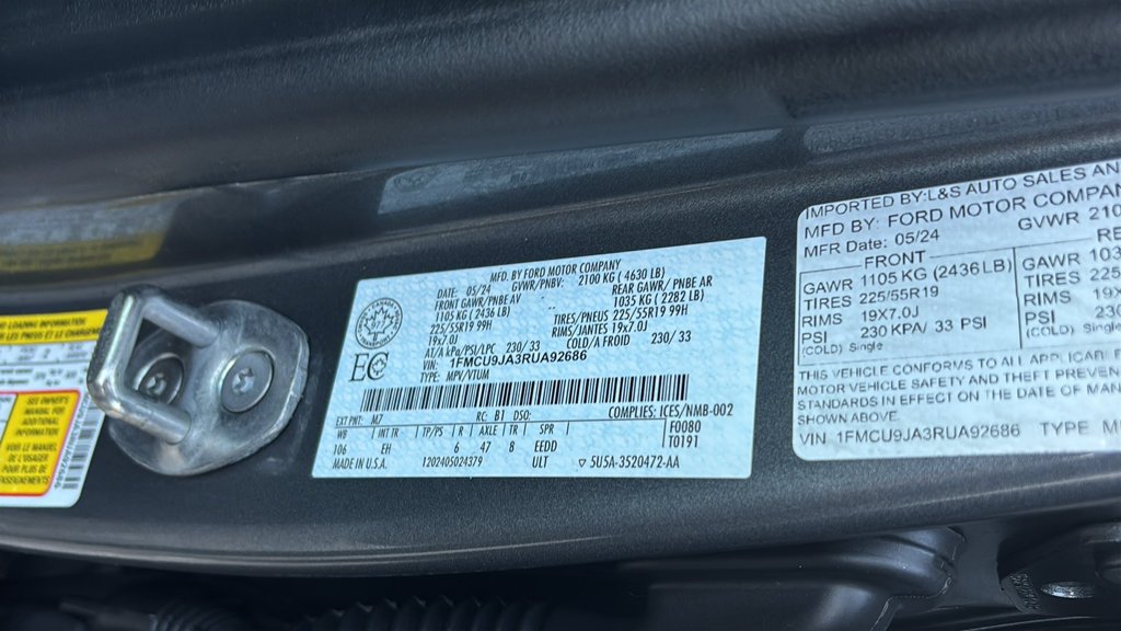 Used 2024 Ford Escape Platinum AWD/4WD image 33